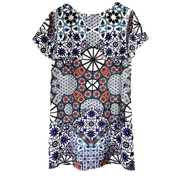 Minkpink Small Shift Dress Geometric Mandala Prism Short Sleeve Colorful Trippy - Picture 2 of 7